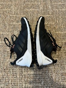 2x Dámské boty Adidas Terrex, velikost 38 - 39 - 7