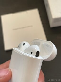 Apple AirPods 2.generace (2019) repasovaná sluchátka - 7