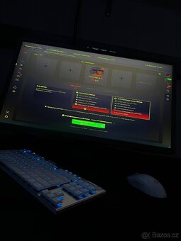 Logitech G915 TKL Logitech Pro X SuperLight 2 - 7