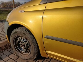 Toyota Yaris 1.0 - 7