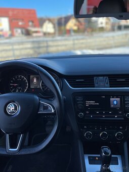 Škoda Octavia Combi 2.0 TDI Elegance DSG - 7