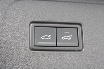 Volkswagen Passat 2.0TDI 110KW ELEGANCE 1MAJ. ČR (2021) - 7