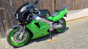 Kawasaki ZXR 750J - 7