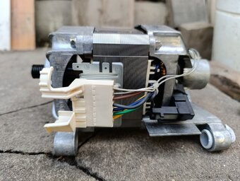 Součástky na pračku Electrolux - 7