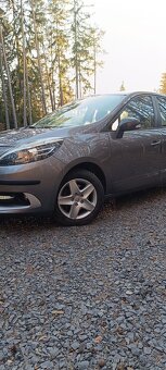 Renault Grand Scenic - 7