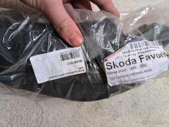 Plastové kryty prahů Škoda Favorit, Forman - 7