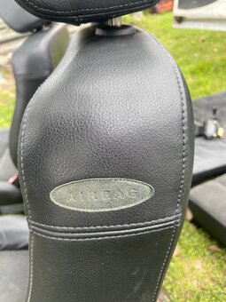 Věci z vw passatu b 5.5 - 7