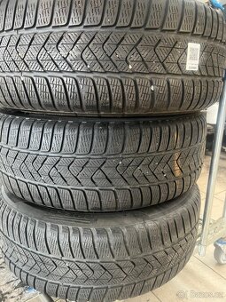 ALU 19” BMW X5  (G05) 245/50 R19 Pireli zima DOT 2521 - 7