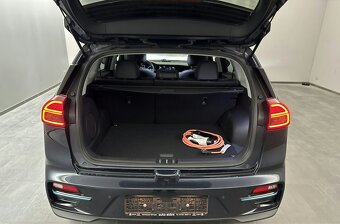Kia Niro electric spirit 64kWh,DPH,záruka, dojezd WLTP 455 - 7
