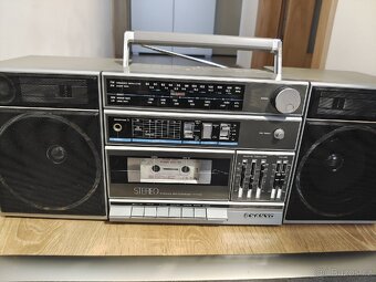 SANYO C10 - 7
