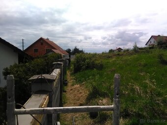 Dva pozemky, jednotlivě. - 7