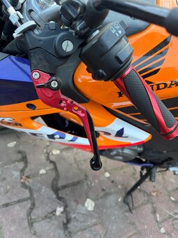Honda cbr125r repsol - 7