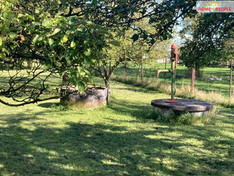 Prodej souboru pozemků o rozloze 8 942 m² s RD 74m² v obci B - 7