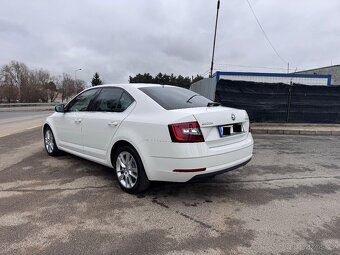 ŠKODA OCTAVIA 1.6 TDI 85 KW STYLE PLUS NAVIGACE-KESSY-LED - - 7