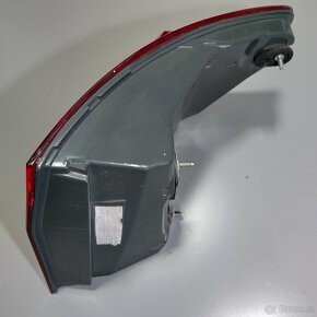 Zadní světlo na BMW použité - 7