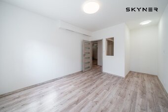 Atraktivní nově zrekonstruovaný byt 2+kk v cihlovém domě – Ú - 7