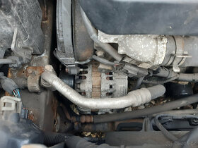 Mazda 6 2003 2,0D 89kW COMBI RF - díly z vozu - 7