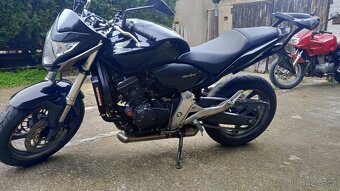 Honda Hornet 600F - 7