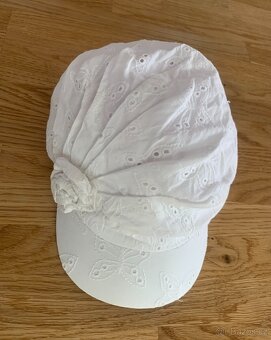 Kšiltovka & bekovka H&M Benetton Lindex 104 - 128 - 7
