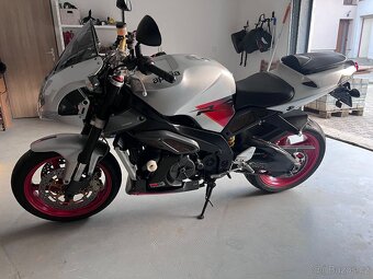 Aprilia Tuono RSV 1000 92.kw - 7