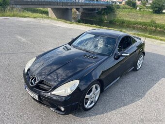 Prodej cabrio Mercedes SLK55 AMG 5.5 V8 7AT 265KW & 510NM - 7
