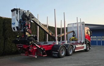 Volvo FH4 540 - 6x4 – Lesovůz + HR-V-KRAN V10CX - 7