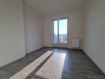 Pronájem bytu 3+kk, Luhanova, Chrudim, 16500 Kč/měs, 70 m2 - 7