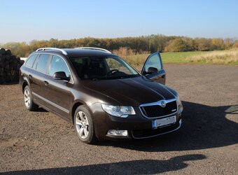 Škoda Superb 1,6 TDi GreenLine 77KW Combi - 7