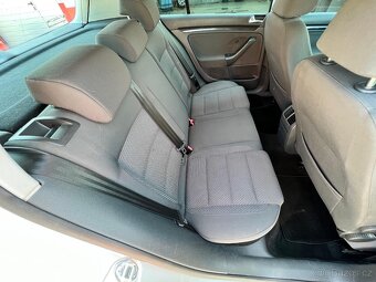 Volkswagen Golf GT - 7