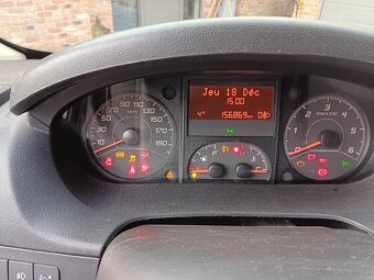 Citroen Jumper 3.0 Hdi 6 míst 157 tkm - 7