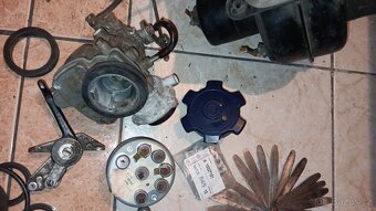 Škoda 1000-100-130 ventilátor, přepínače, hadice,světla,atd - 7