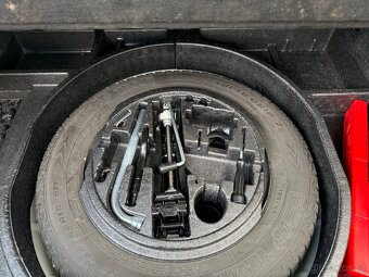 Volkswagen Golf 6, 1.6 tdi - 7