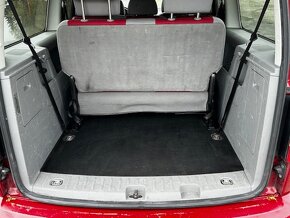 VW Caddy maxi 2.0TDi, r.2008, STK, klimatizace,7-míst - 7