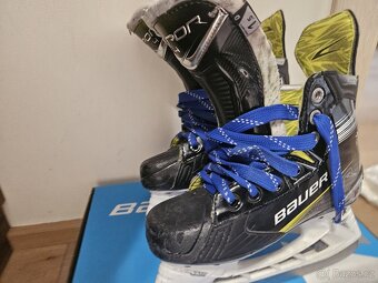 Bauer Vapor X4 JR - vel 1.5 D - Hokejové brusle - 7
