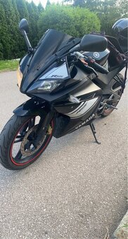 YAMAHA YZF-R125 - 7
