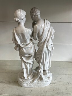 Velká porcelánová socha Milenci Royal DUX poškozená - 7