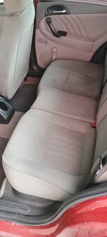 Alfa Romeo 147 1.6 TS 88 kw - 7
