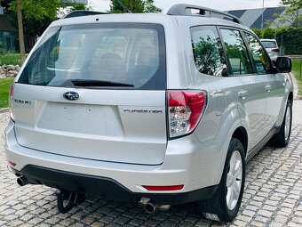 Subaru Forester 2.5i 4x4 AUTOMAT VÝHŘEV TAŽNÉ 30 JAHRE - 7