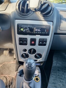 Dacia Logan MCV 1,6 MPI 77kW 2007 - 7