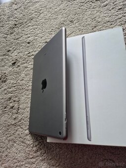Apple iPad 5.generace 32gb - 7