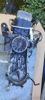 Honda lead 100 cc engine - 7