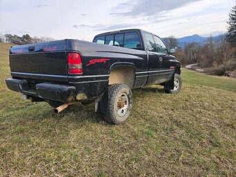 Dodge ram 2500 .5.9 - 7
