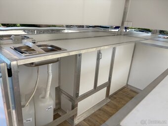 Aixam Food Truck - 7
