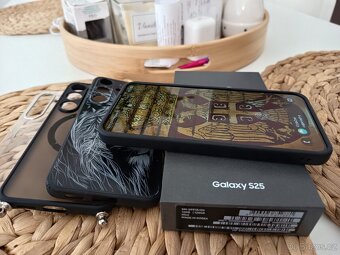 Samsung Galaxy S25/128Gb - 7