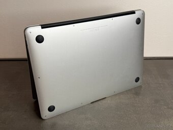 Macbook Air 13'' 2015 / i5 / 8GB / 128GB SSD - DPH - 7