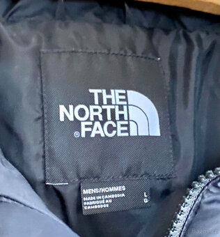 The North Face 700 černá péřová bunda - 7