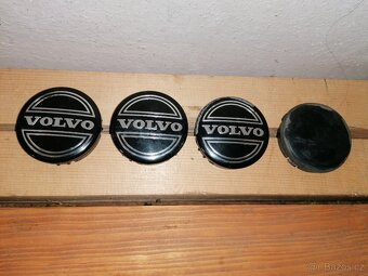 Středové krytky kol / pokličky - Volvo - 7