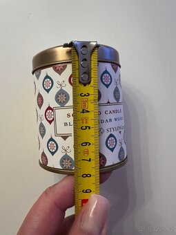 Svíčka v plechovce Scented candle - 7