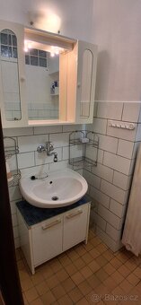 Pronajmu byt 2+1 46 m2 v Náchodě, ve zděném domě. - 7