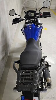 Suzuki V-Strom DL 650 XT ABS. rok 10/2023, najeto 7,9.t.km. - 7